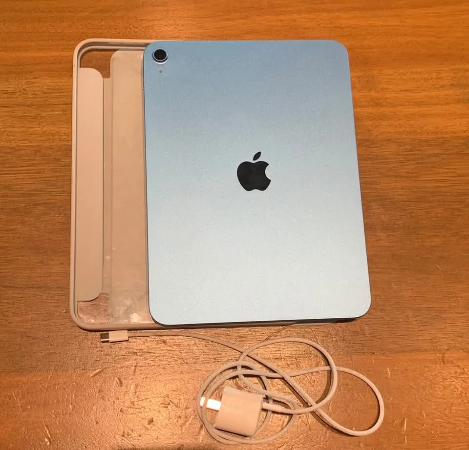 Photo of Ipad 11th gen - A16 - 128 gb