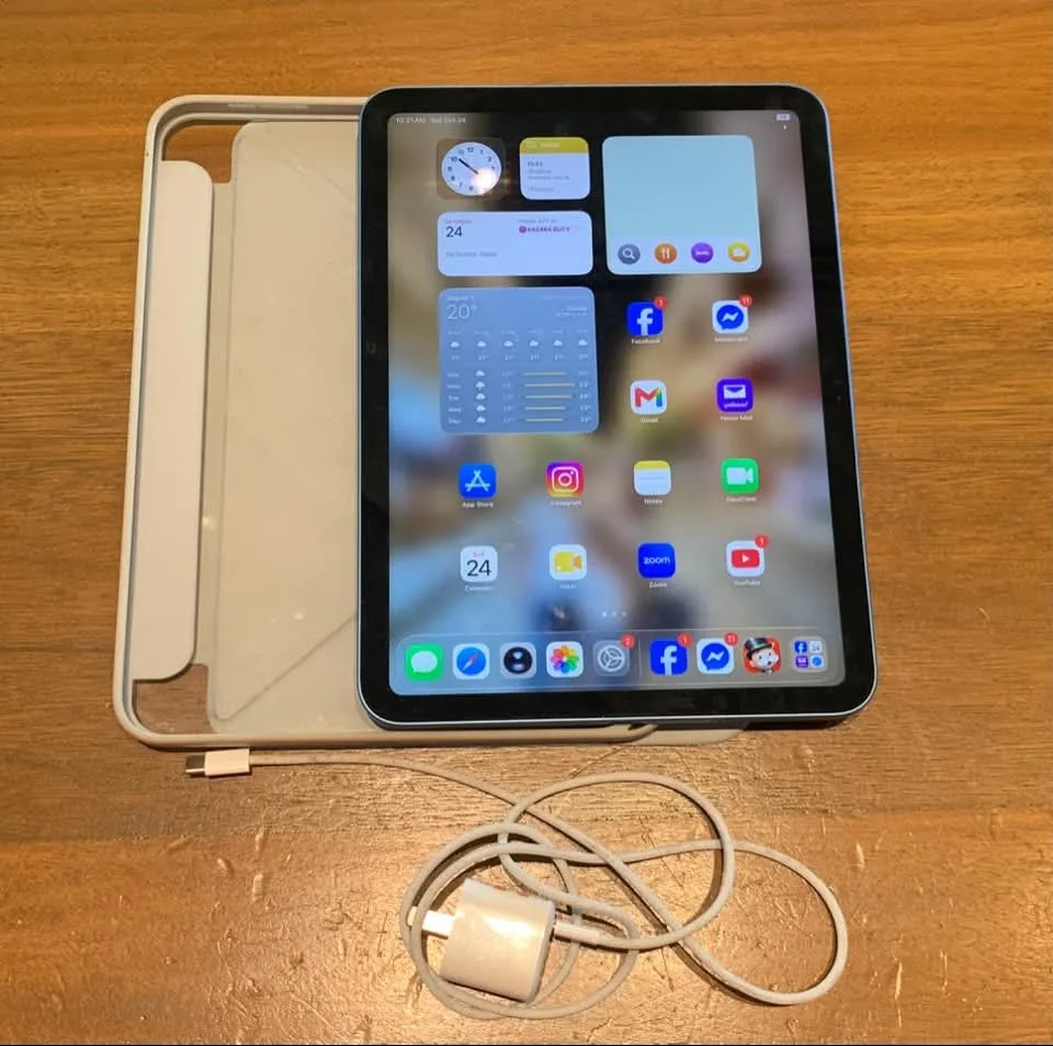 Photo of Ipad 11th gen - A16 - 128 gb